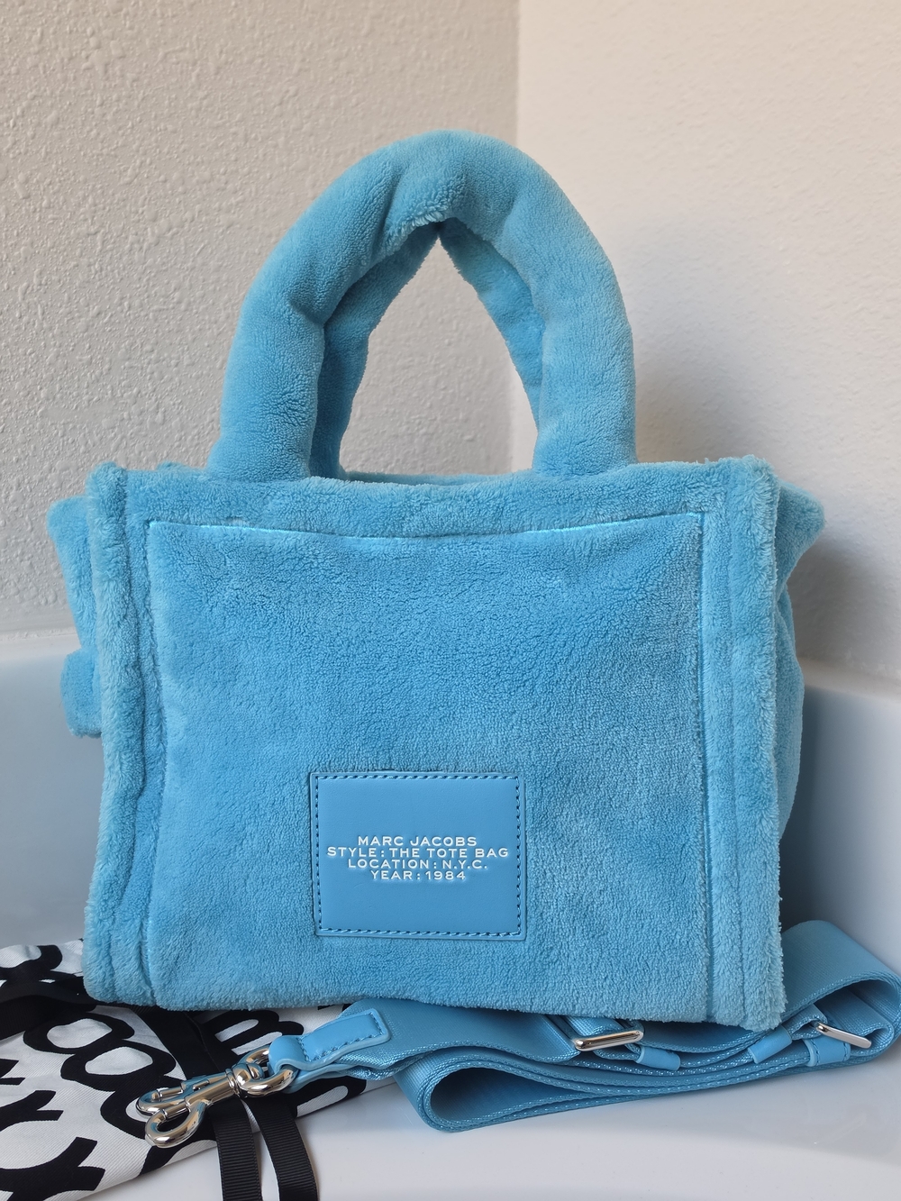 Marc Jacobs Pool Terry Tote - Picture 8 of 16